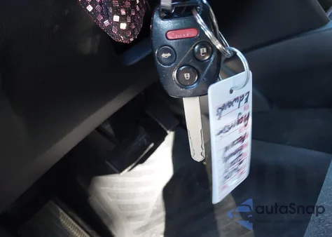 2008 Honda Accord 2.4 Lx-P z USA, uszkodzony, nr VIN 1HGCP26458A130328